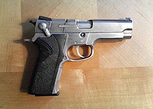 Smith & Wesson Model 4006 - Wikipedia, the free encyclopedia