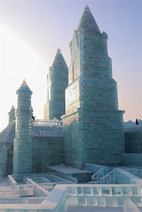 Towering ice palaces at China's Harbin Ice Festival - BBC News