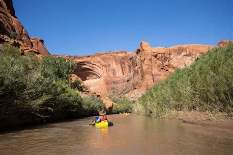 12 Must-Know Tips for Packrafting the Escalante River – Bearfoot Theory