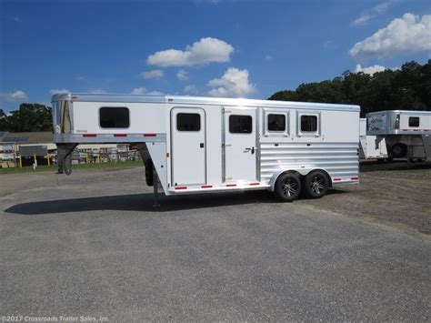 Horse Trailer Types - Which One is Right For You? - Crossroads Trailer Sales BlogCrossroads ...