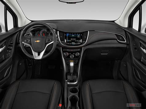 2018 Chevrolet Trax: 73 Interior Photos | U.S. News