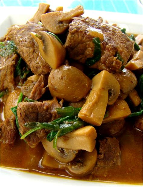 Stewed beef & mushrooms