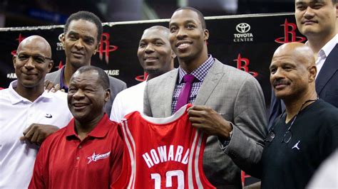 Where Rockets rank in updated list of best 77 NBA players of all-time