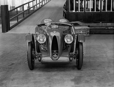 The History of MG: Racing Cars, Roadsters, and a Rich Heritage - Discovery UK