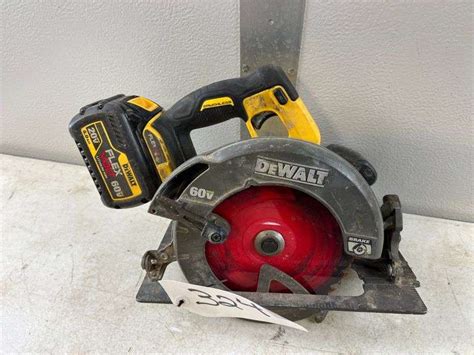 DeWalt 20V 7 1/4" Circular Saw - Peterson Land & Auction LLC