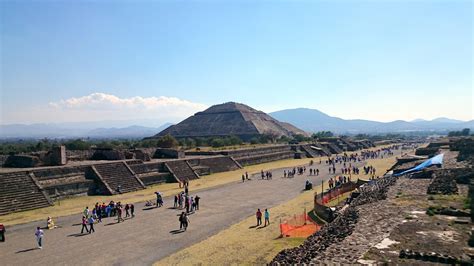 Teotihuacan Pyramids : Mexico City | Visions of Travel