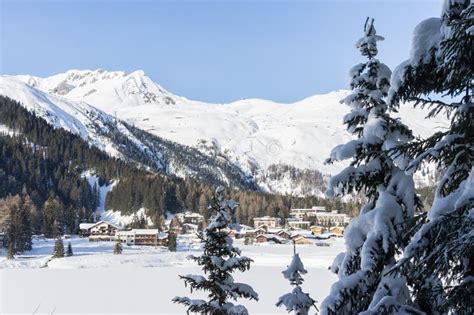 Davoser See, Lake Davos, Davos during Winter, Switzerland, EU Stock ...