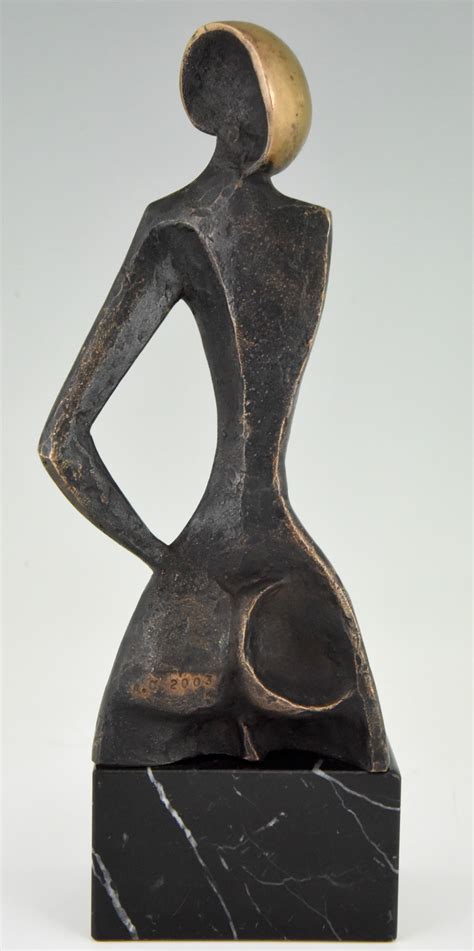 Modern bronze sculpture woman abstract - Deconamic