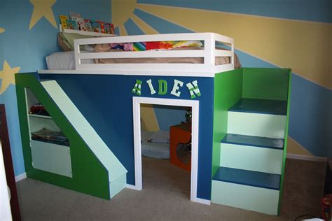 My first build. Queen size playhouse loft bed. | Diy loft bed, Playhouse loft bed, Loft bed
