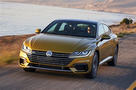 2019 Volkswagen Arteon Review - Autotrader