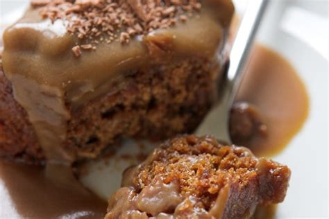 Yummmy Recipe: Sticky Toffee Pudding Cake