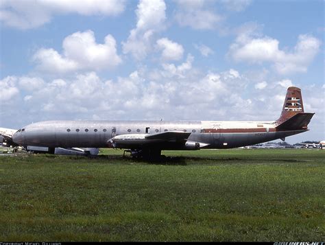 De Havilland DH-106 Comet 4 - Untitled | Aviation Photo #1394469 | Airliners.net