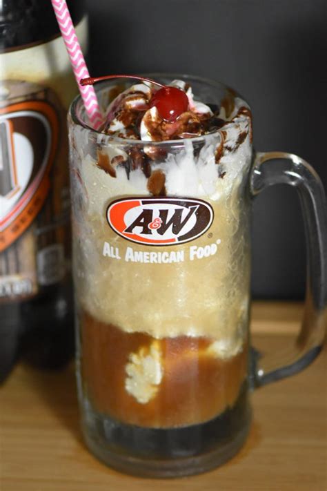 A&W Root Beer Float Recipe With Chocolate+ 10 Ways For Families To Go ...