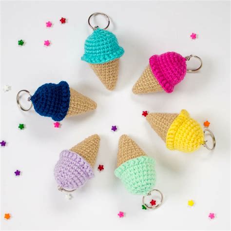 Free Keychain Crochet Patterns 13 Super Cute Diy Ideas With - Worldwide Hobby Hub