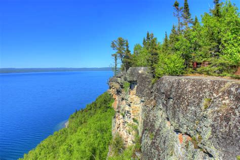 Beautiful shoreline at Sleeping Giant Provincial Park, Ontario, Canada image - Free stock photo ...