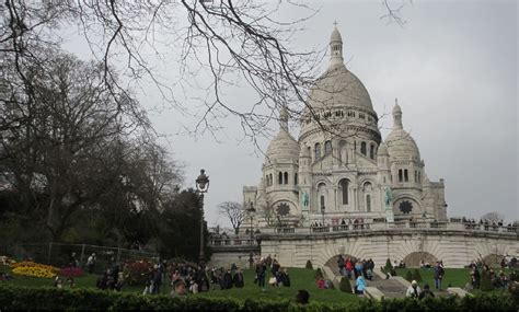 Paris – The City of Love – Hallmark Travel