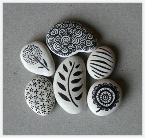 50 Creative Examples of Stone Art Design: Picture Gallery - Bored Art | Rock crafts, Stone art ...