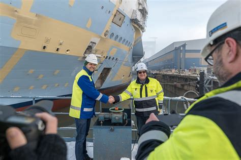 Icon of the Seas floated out at the Meyer Turku shipyard - an Bord