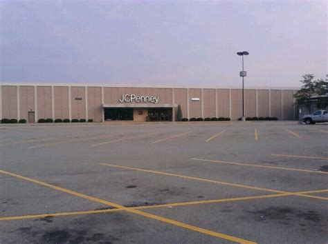 Monroeville Mall-South Entrance, 200 Mall Blvd, Monroeville ...