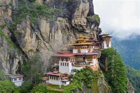 Top 10 Temples in Bhutan- Beautifully Bhutan-ified!