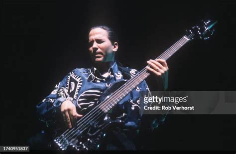 Bassist Mike Porcaro Photos and Premium High Res Pictures - Getty Images