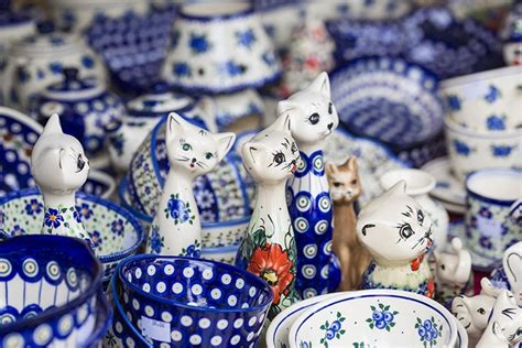 Learn About the Fascinating History of Polish Bolesławiec Pottery