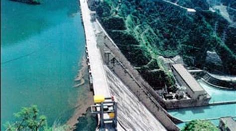 Water level at Bhakra dam reaches record high, people living near Sutlej to remain alert | India ...