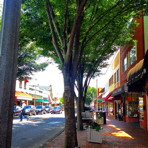 Main Street, Waynesville, NC | Southern travel, North carolina mountains, Lake junaluska