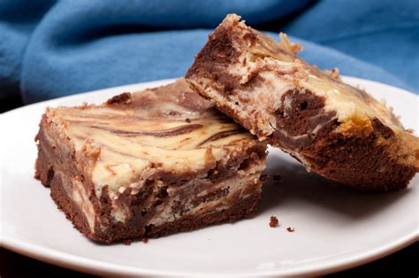 Chocolate Cream Cheese Bars - Suzy Cohen, RPh offers natural remedies ...