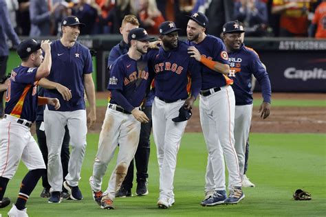 MLB Twitter believes Houston Astros have best lineup heading into 2023 season: "No doubt", "I'd ...