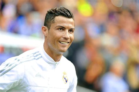 Ronaldo Smiling Photos