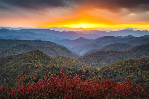 Blue Ridge Parkway Autumn Sunset NC - Rapture | Shutterbug