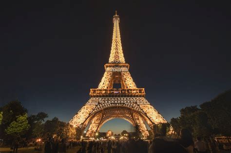 Eiffel Tower, Paris - Height, Tickets. Facts & Photos