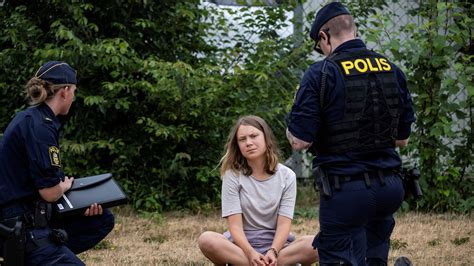 Sweden charge climate activist Greta Thunberg with disobeying police: Report | Today News