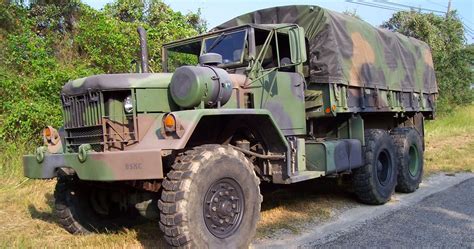 US Military Run Tests Tuff Truck Course With Crazy Results