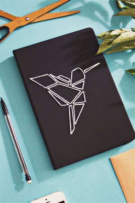 13 Cool DIYs To Cutomize Your Notebook - Shelterness