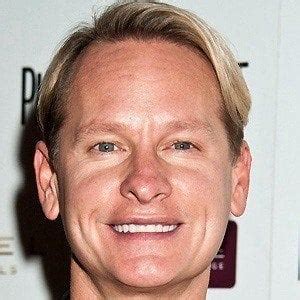 Carson Kressley - Age, Family, Bio | Famous Birthdays