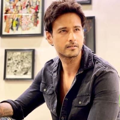 Bengali actor Yash Dasgupta, others join BJP