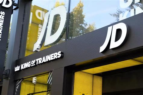 JD Sports shares rise despite profit plunge - UK Investor Magazine