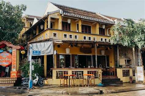 Mango Mango Restaurant: The Life of the Party - Hidden Hoian