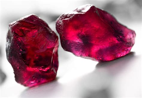 Gemfields introduces an extraordinary pair of Mozambican rubies - Mozambique