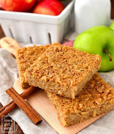 Apple Cinnamon Oatmeal Bars - Healthy Breakfast or Snack