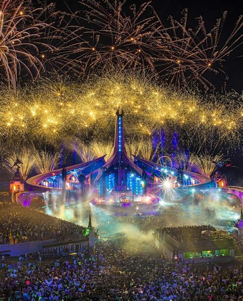 Tomorrowland festival – Artofit