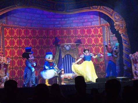 sassyfrazz: Disney Live! Mickey Mouse Magic Show