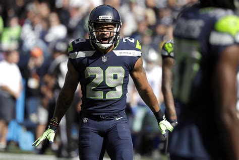 Earl Thomas says he wants to retire with the Seahawks