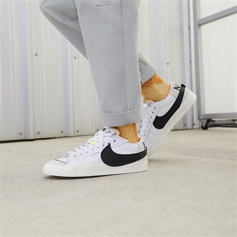 Nike Blazer Low ’77 Jumbo ‘White Black’ DN2158-101