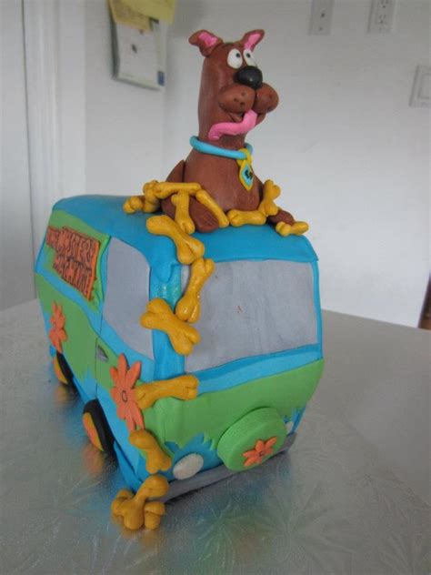 Scooby Doo Cake, Mystery Machine Cake | Scooby doo cake, 6th birthday parties, Birthday party