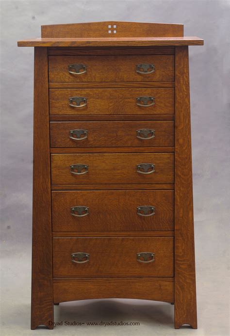 Dresser Bureau - Leon Furniture