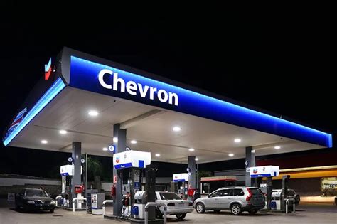 CHEVRON GAS STATION Franchise - Cost & Fees | All Details & Requirements