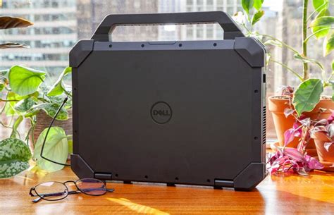 Dell Latitude 7424 Rugged Extreme - Full Review and Benchmarks | Laptop Mag